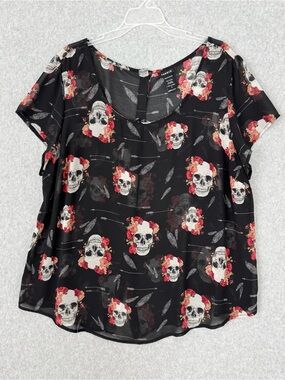 Torrid Top Blouse Size 2X Black Pink Floral Skull Print Sheer Button Whimsigoth